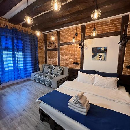 Cozy Loft В Самому Центрі Львова Apartment Exterior photo